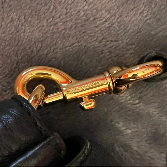 Marc Jacobs Magnetic Bag - Picture 11 of 14